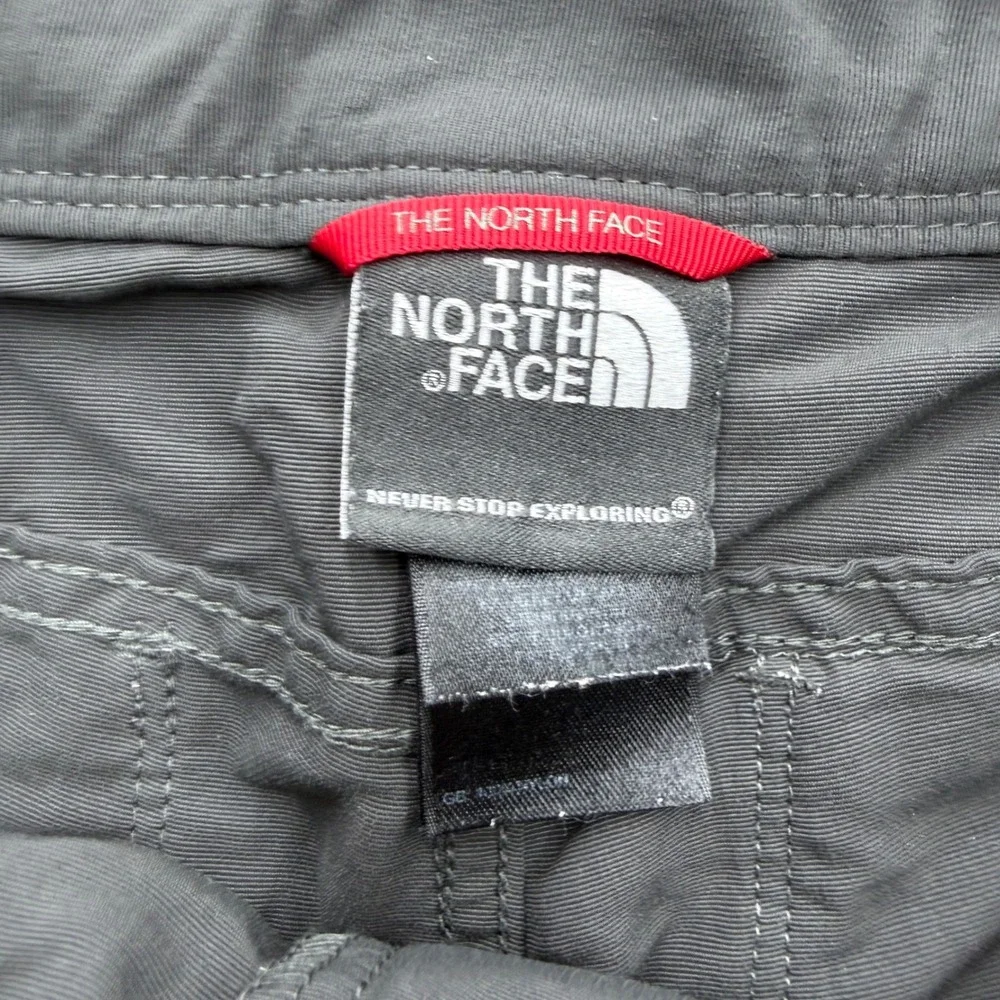 The North Face Mens Paramount Peak II Cargo Shorts Grey Nylon Hiking Size 34